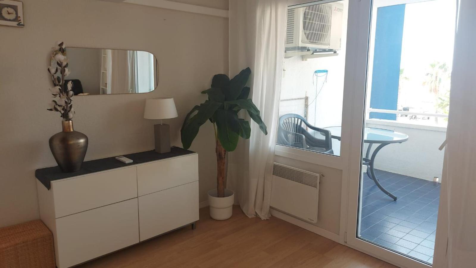 1ª Linea Reformado Y Frente Al Puerto Deportivo Firmamos Contrato Si El Cliente Lo Solicita Aunque Es Necesario Hacer La Reserva Para Poder Comunicarse Vandellòs i l’Hospitalet de l’Infant Exterior foto